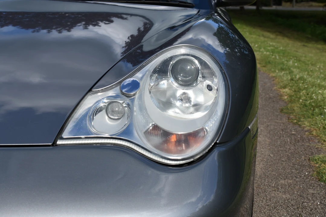 2003 Porsche 996 Turbo - Image 30 of 31