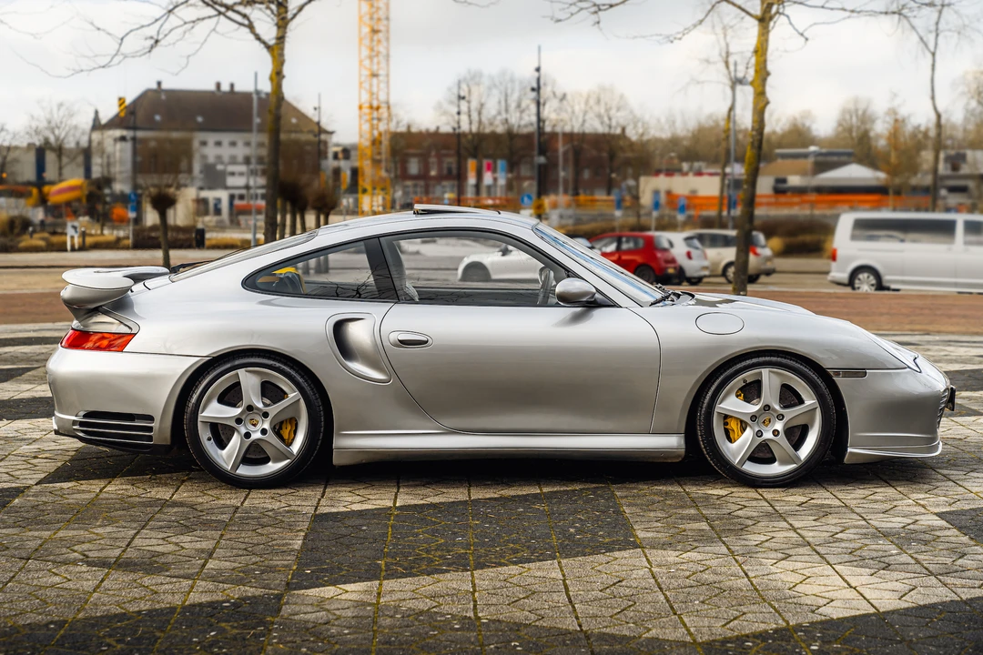 2003 Porsche 996 Turbo - Image 13 of 31