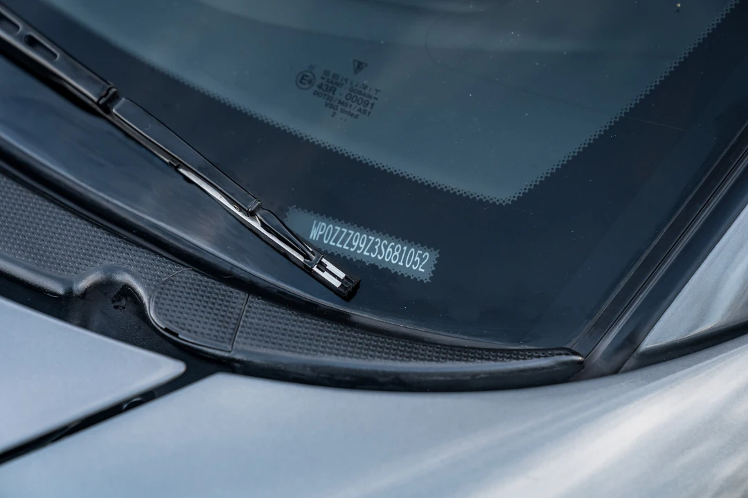 2003 Porsche 996 Turbo - Image 30 of 31