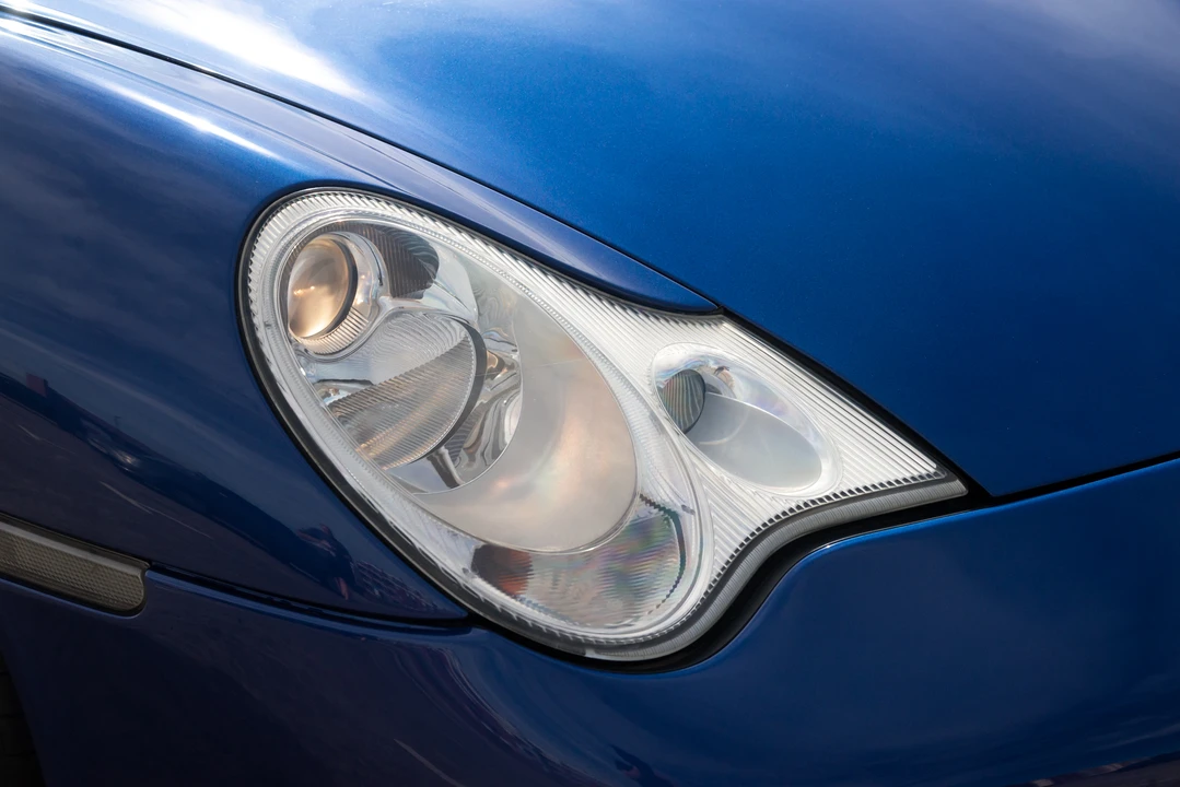 2003 Porsche 996 Carrera - Image 8 of 31