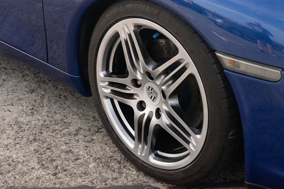 2003 Porsche 996 Carrera - Image 10 of 31