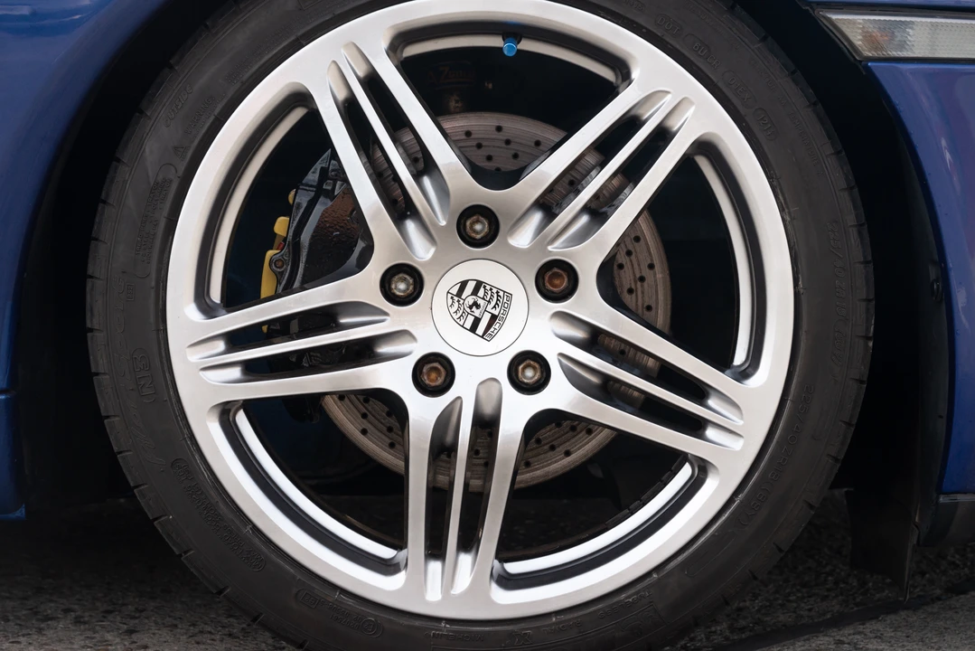 2003 Porsche 996 Carrera - Image 11 of 31