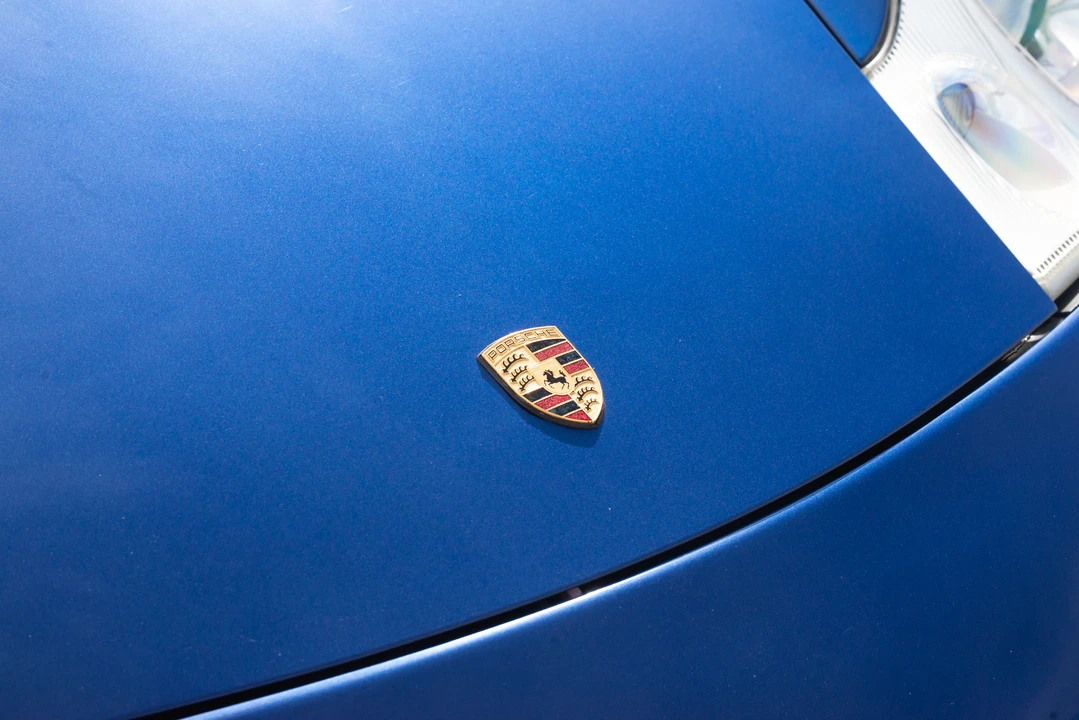 2003 Porsche 996 Carrera - Image 24 of 31