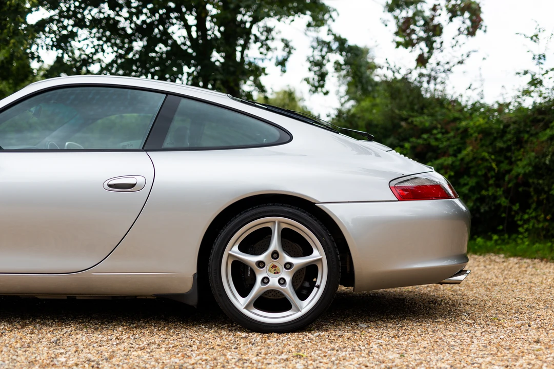 2003 Porsche 996 Carrera - Image 25 of 31