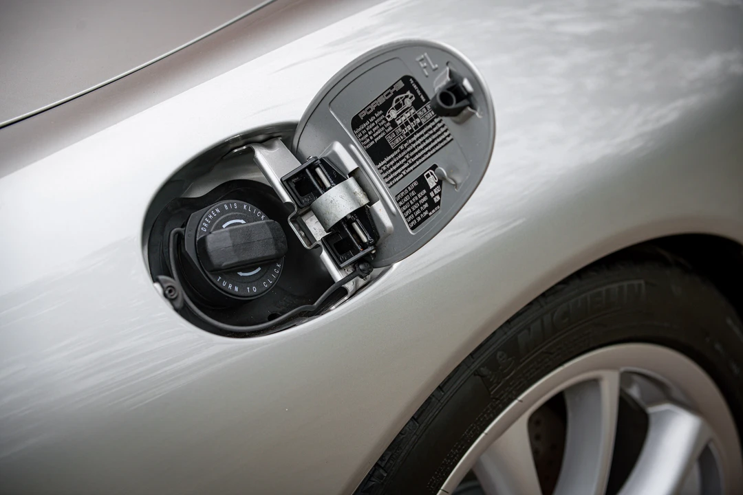 2003 Porsche 996 GT3 - Image 25 of 31