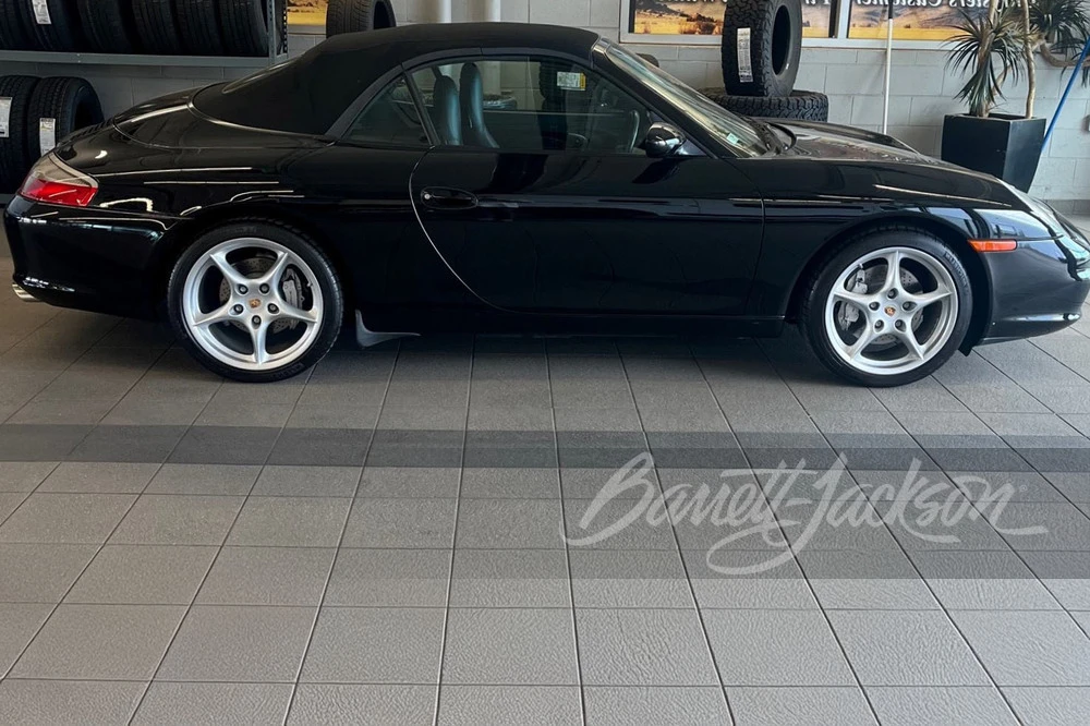 2003 Porsche 996 Carrera 4 - Image 4 of 9