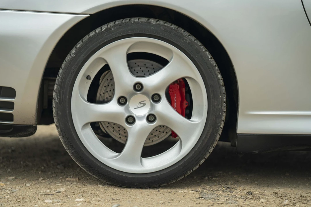 2003 Porsche 996 Carrera 4S - Image 11 of 31