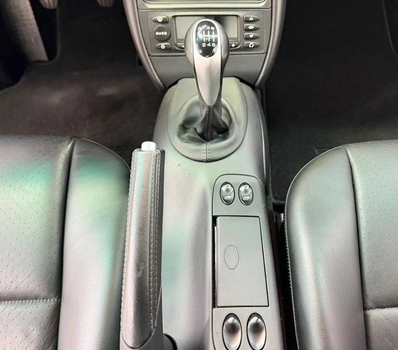 2003 Porsche 996 Carrera - Image 25 of 31