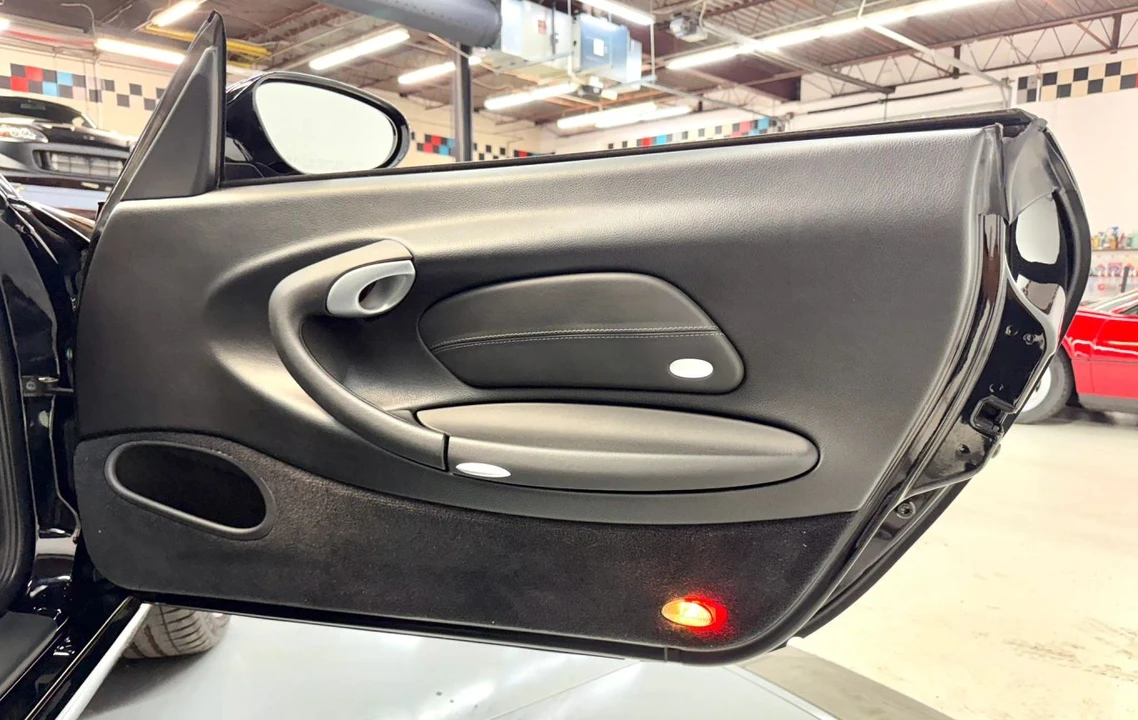 2003 Porsche 996 Carrera - Image 20 of 31
