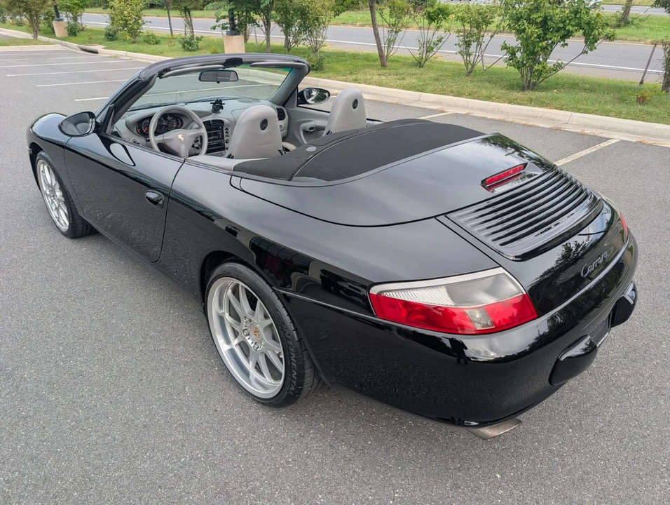 2003 Porsche 996 Carrera - Image 16 of 31