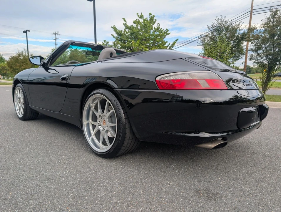 2003 Porsche 996 Carrera - Image 17 of 31