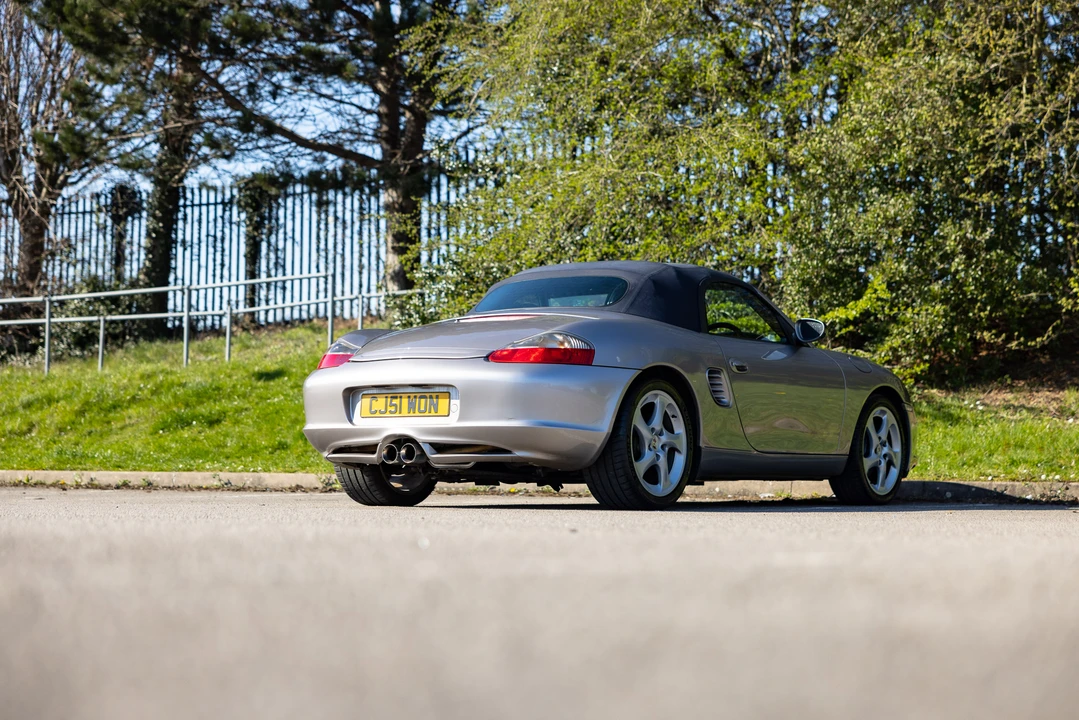 2003 Porsche 986 Boxster - Image 16 of 31