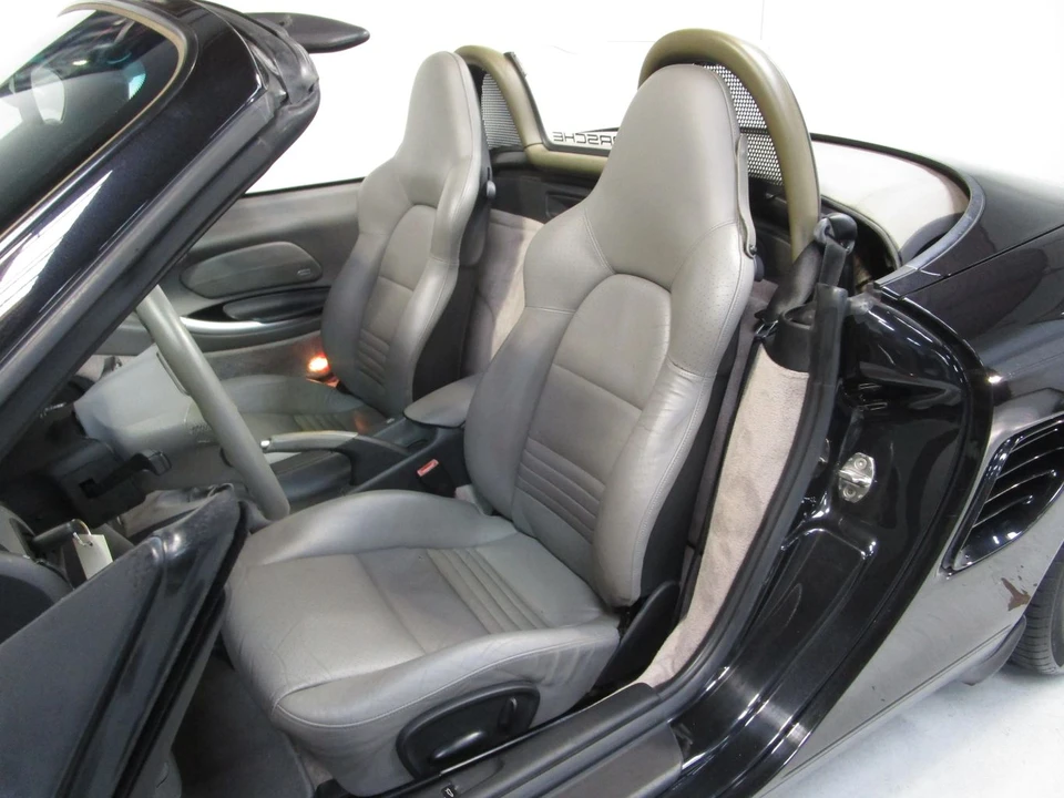 2003 Porsche 986 Boxster - Image 17 of 31