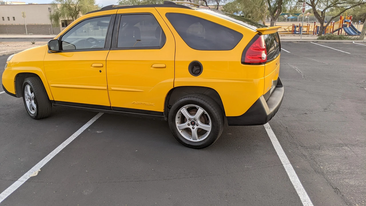 2003 Pontiac Aztek - Image 18 of 31