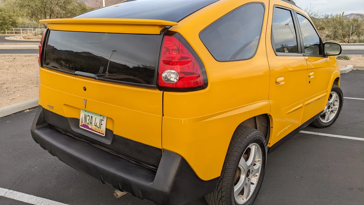 2003 Pontiac Aztek - Image 28 of 31