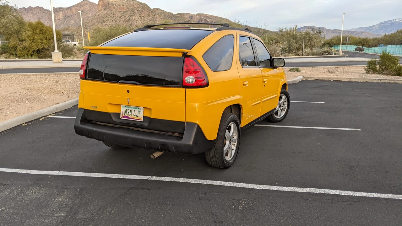 2003 Pontiac Aztek - Image 26 of 31