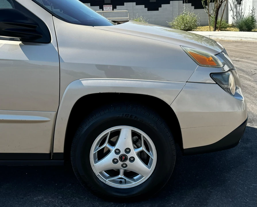 2003 Pontiac Aztek - Image 30 of 31