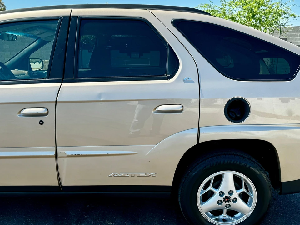 2003 Pontiac Aztek - Image 24 of 31
