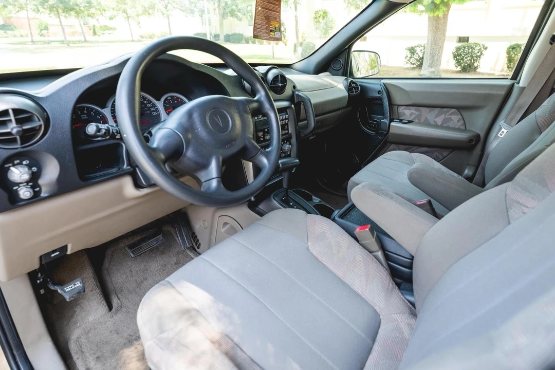 2003 Pontiac Aztek - Image 28 of 31