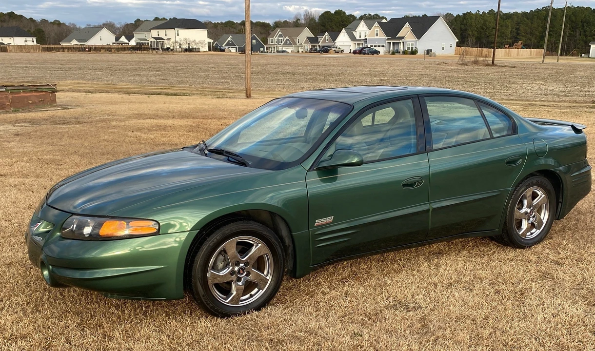 2003 Pontiac Bonneville 5th+ Gen - Image 2 of 31