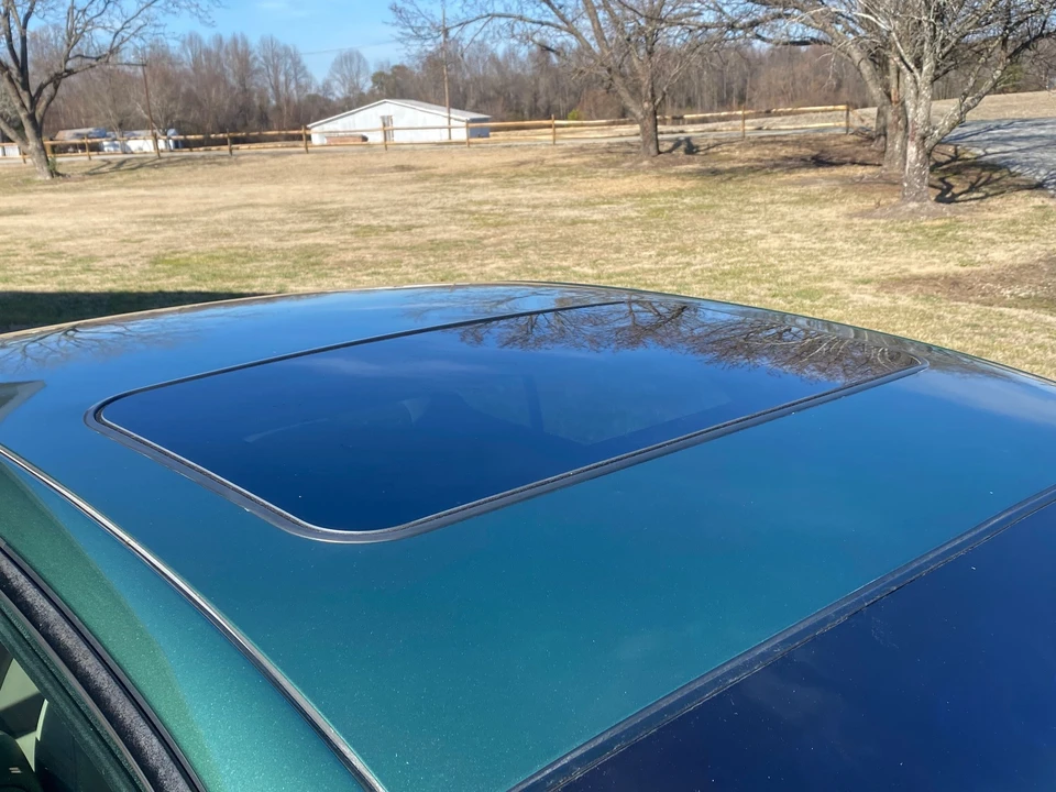 2003 Pontiac Bonneville 5th+ Gen - Image 26 of 31