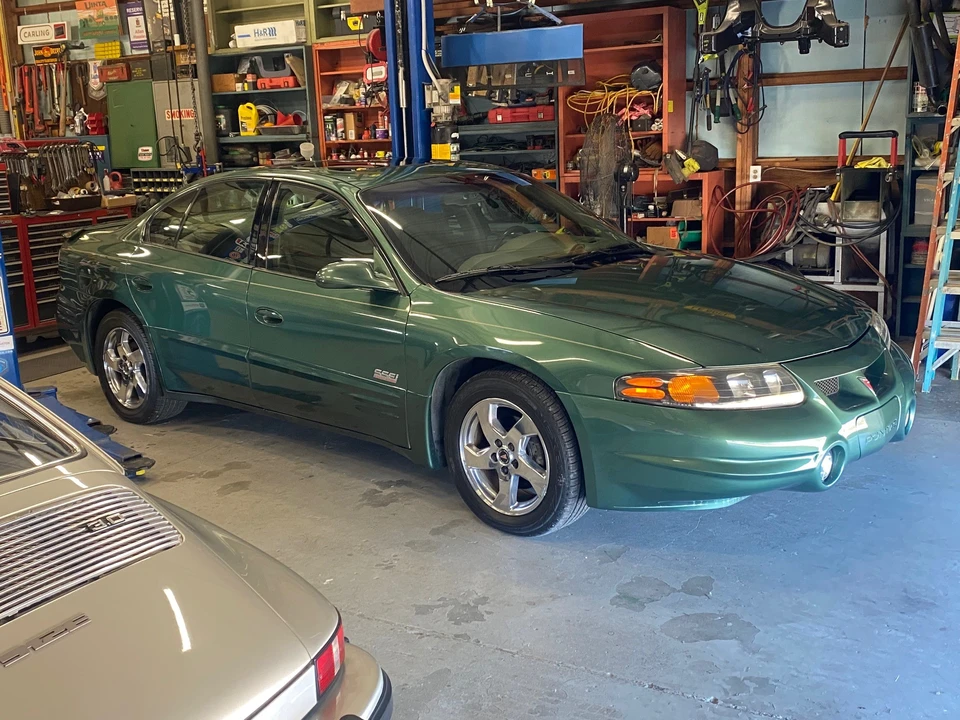 2003 Pontiac Bonneville 5th+ Gen - Image 9 of 31