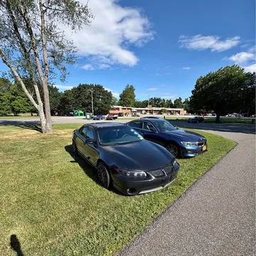 2003 Pontiac Grand Prix GTP Sedan 4D