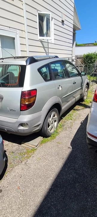 2003 Pontiac Vibe - Image 3 of 5