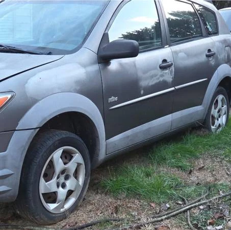 2003 Pontiac Vibe - Image 2 of 5