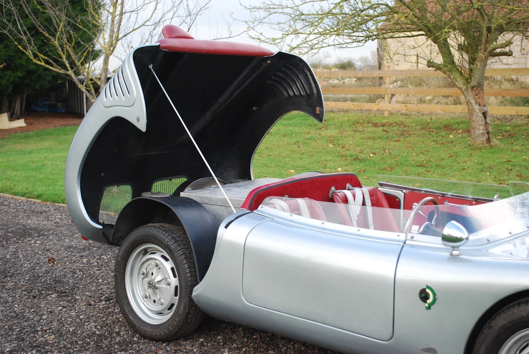 2003 Porsche Sports Prototypes Replica - Image 3 of 7
