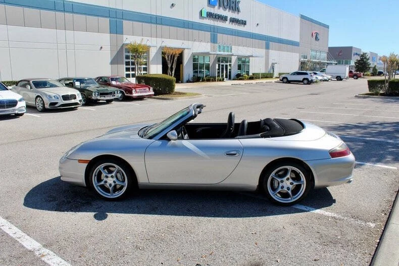 2003 Porsche 996 Carrera - Image 28 of 31