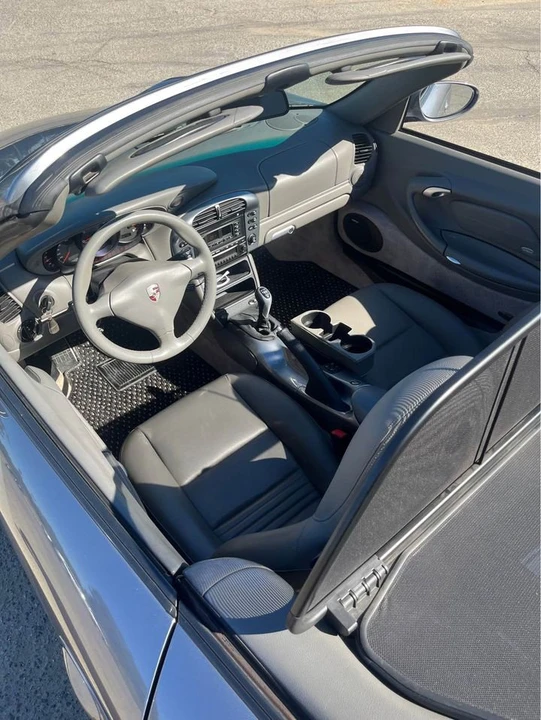 2003 Porsche 996 Carrera - Image 9 of 18