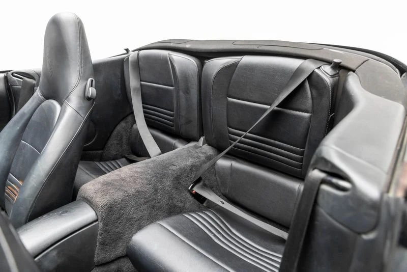 2003 Porsche 911 - Image 19 of 20