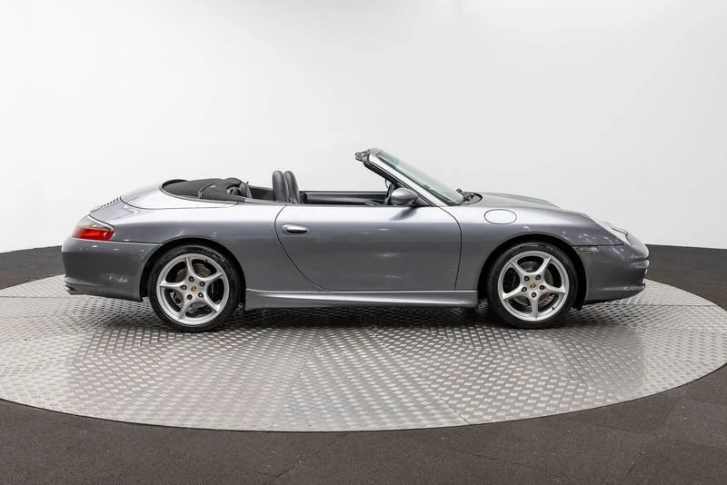 2003 Porsche 911 - Image 9 of 20