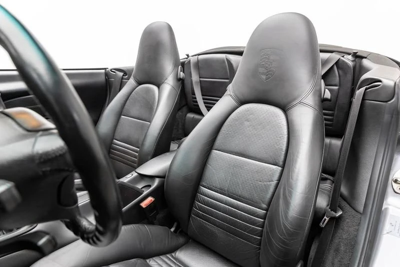 2003 Porsche 911 - Image 17 of 20