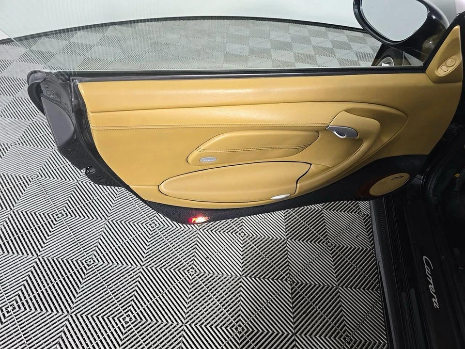 2003 Porsche 996 Carrera - Image 12 of 17