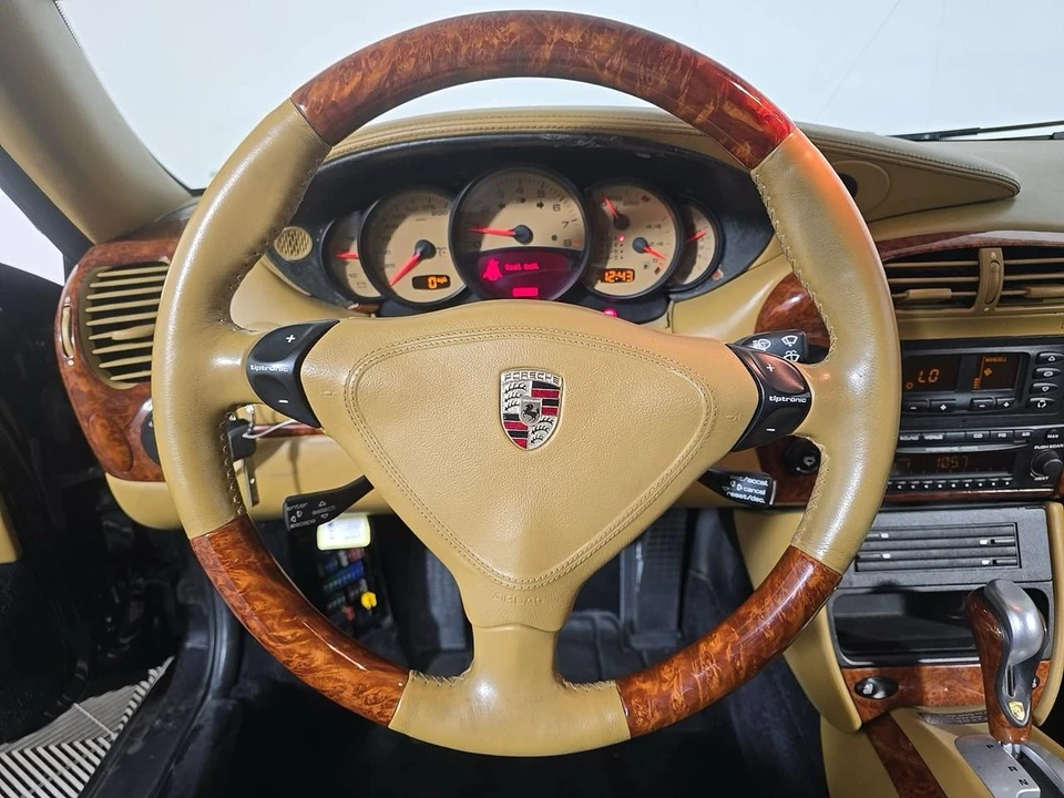 2003 Porsche 996 Carrera - Image 9 of 17