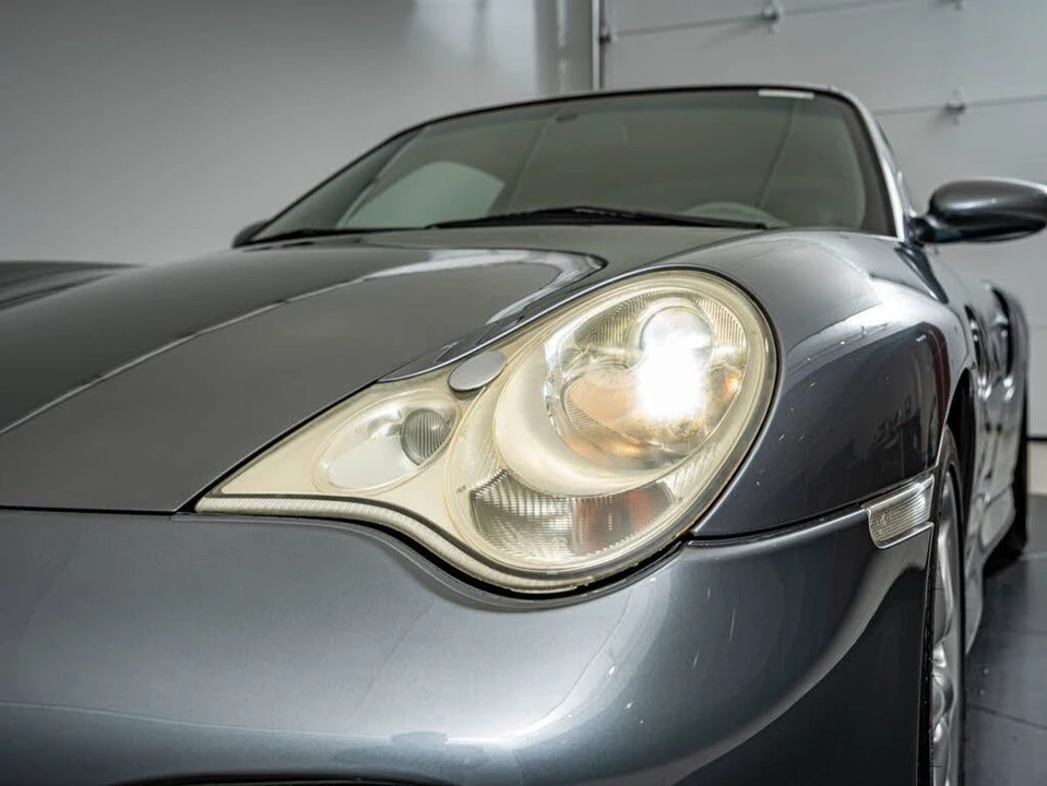 2003 Porsche 996 Carrera - Image 16 of 31