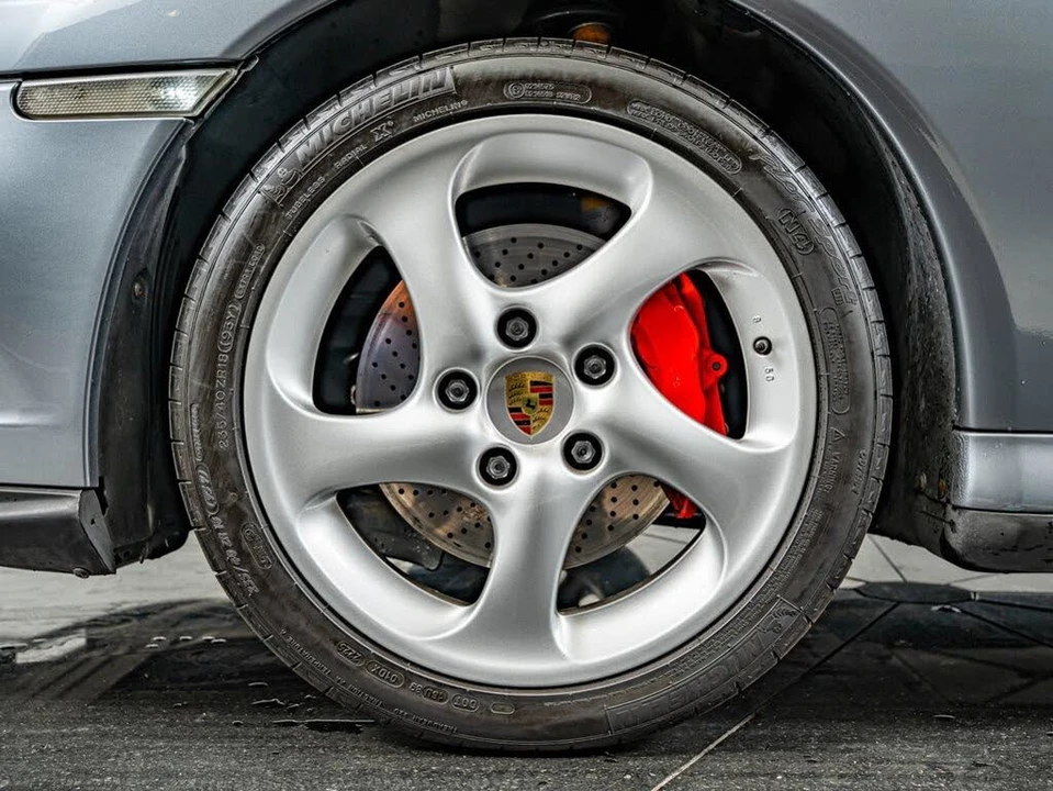 2003 Porsche 996 Carrera - Image 13 of 31