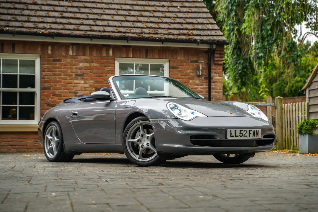 2003 Porsche 996 Carrera 4 - Image 11 of 31