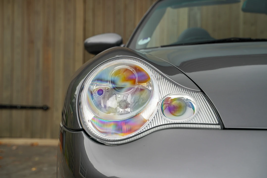 2003 Porsche 996 Carrera 4 - Image 22 of 31