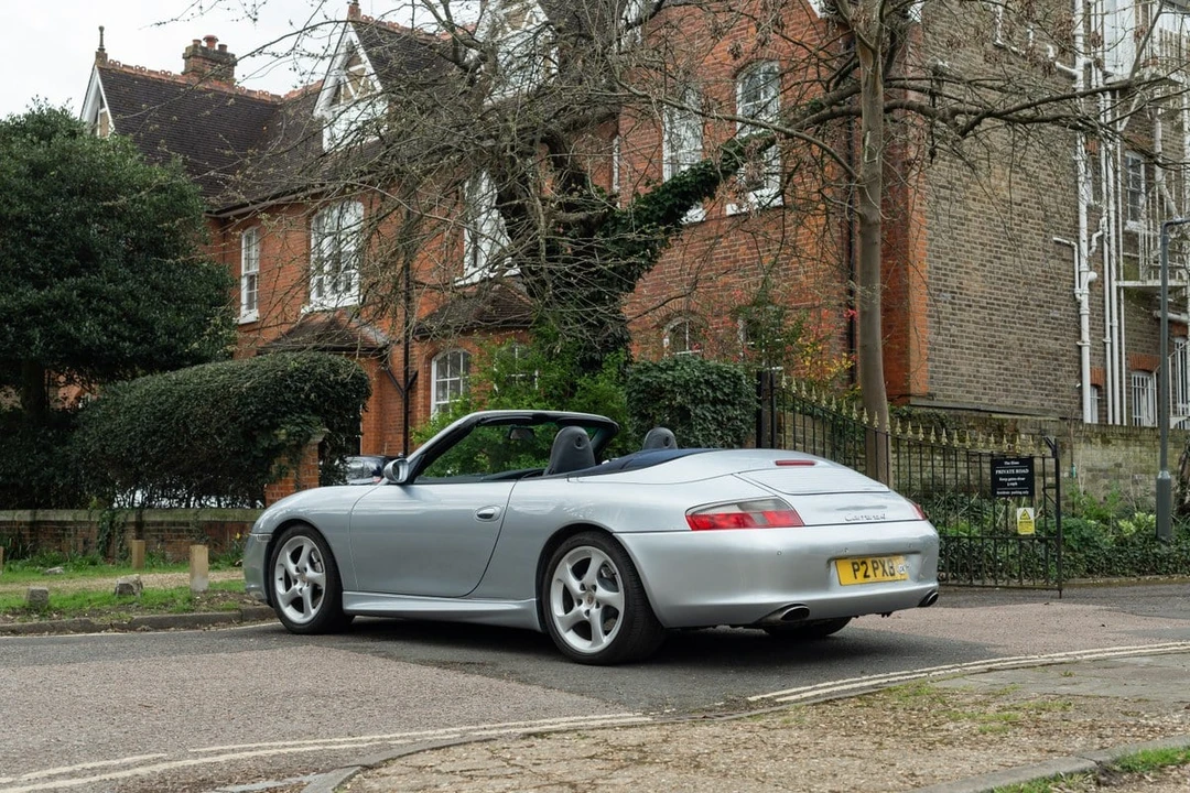 2003 Porsche 996 Carrera 4 - Image 6 of 30