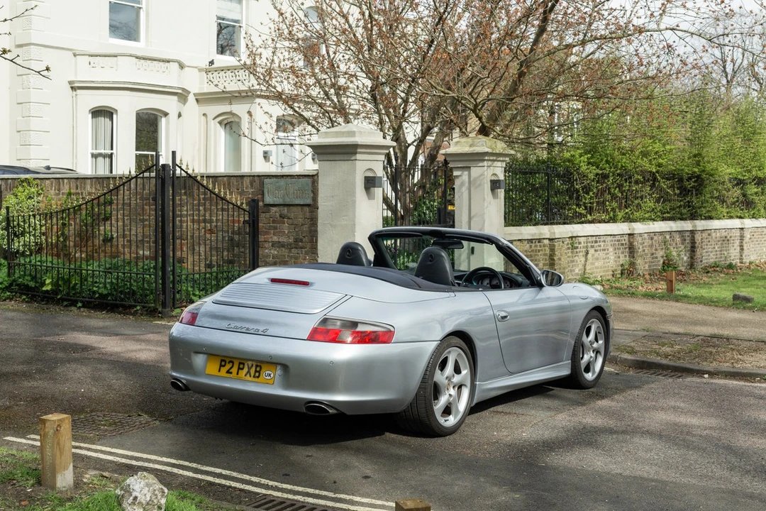 2003 Porsche 996 Carrera 4 - Image 8 of 30