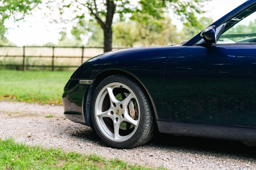 2003 Porsche 996 Carrera - Image 25 of 31