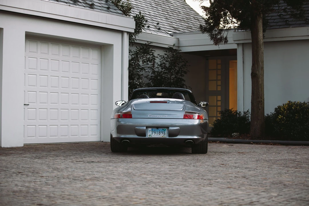 2003 Porsche 996 Carrera 4 - Image 9 of 20