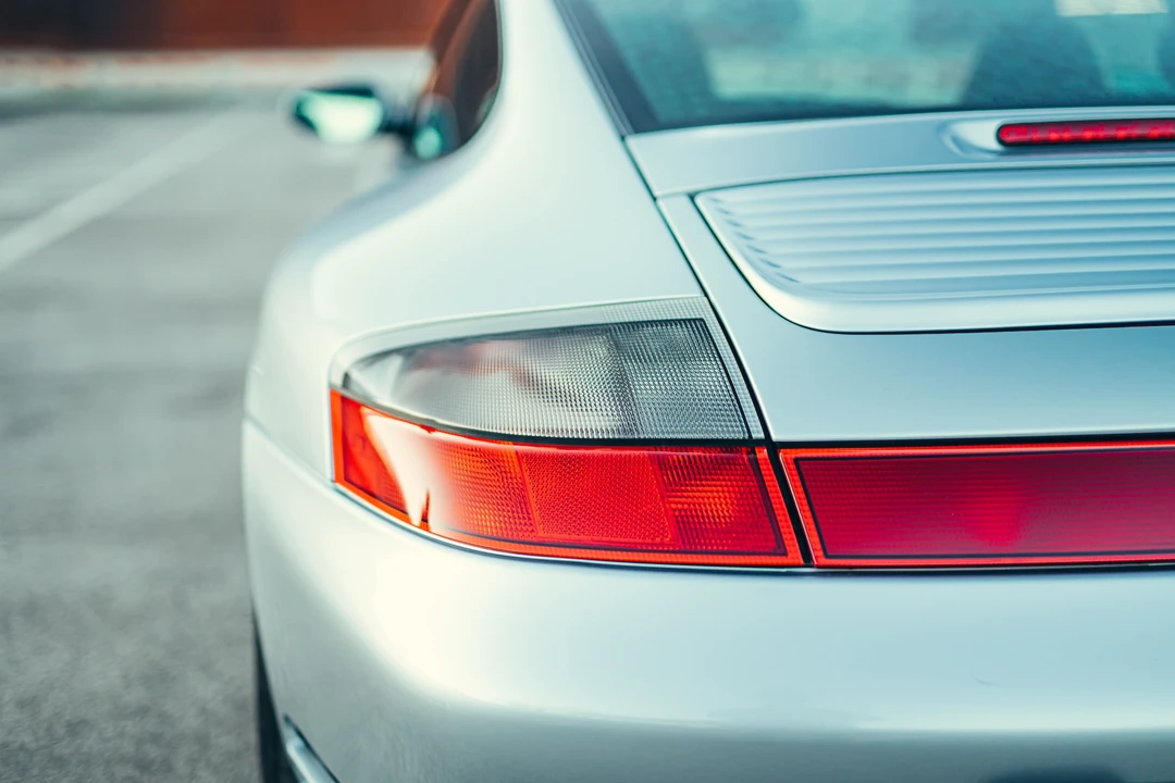 2003 Porsche 996 Carrera 4S - Image 28 of 31