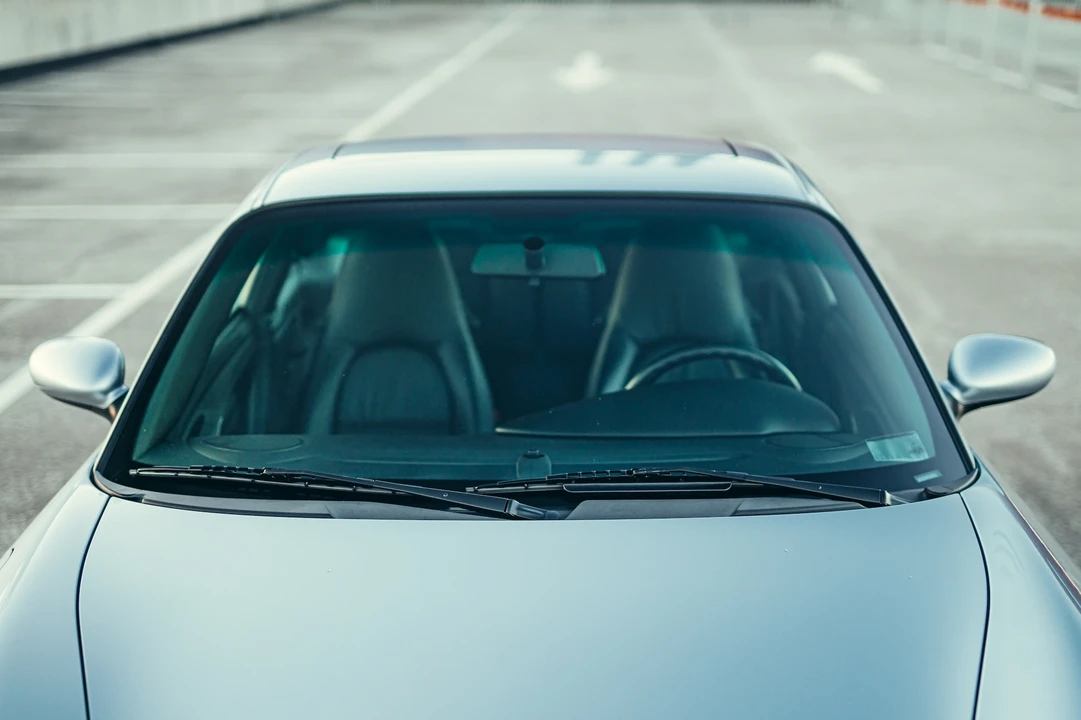2003 Porsche 996 Carrera 4S - Image 18 of 31