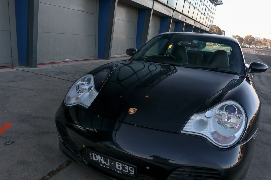 2003 Porsche 996 Carrera 4S - Image 20 of 31