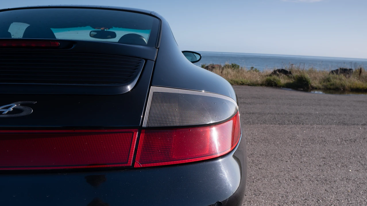 2003 Porsche 996 Carrera 4S - Image 15 of 31