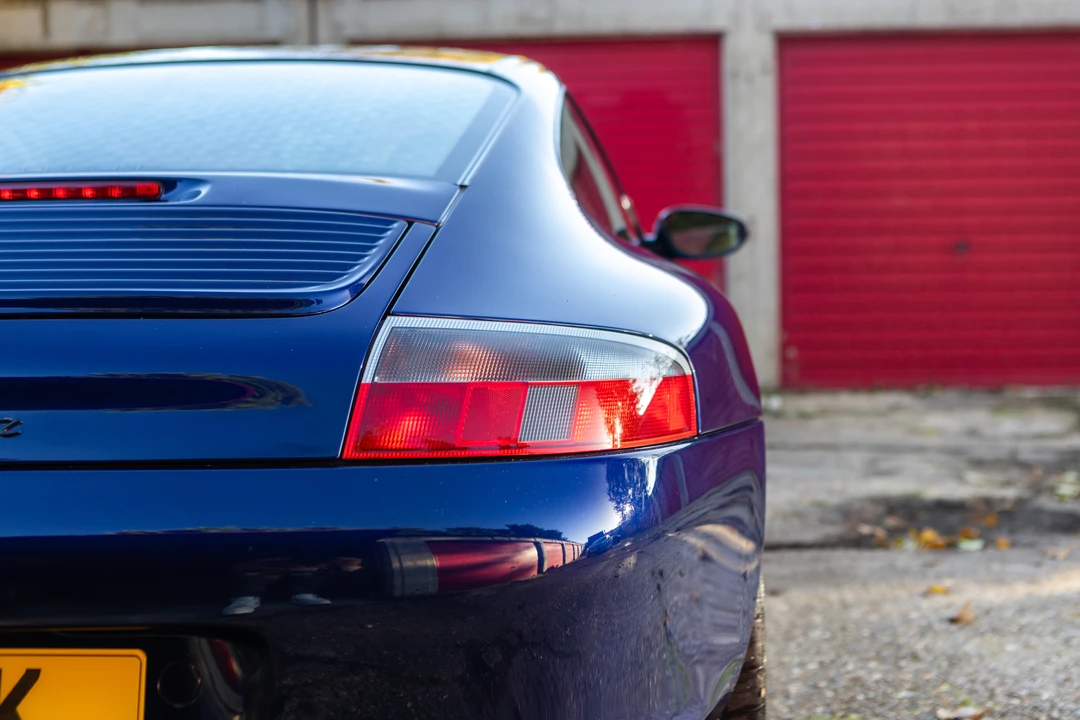 2003 Porsche 996 Carrera - Image 25 of 31